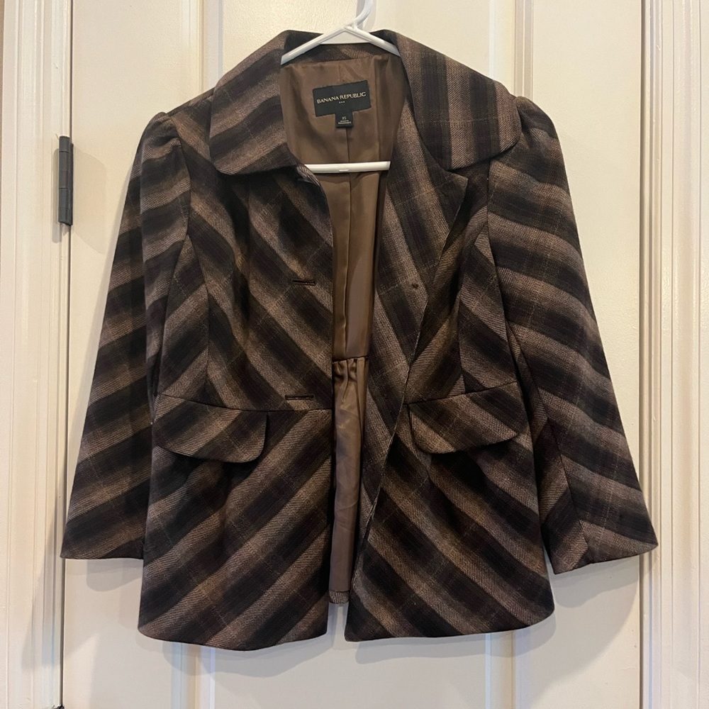 Brown Plaid Banana Republic Blazer in XS